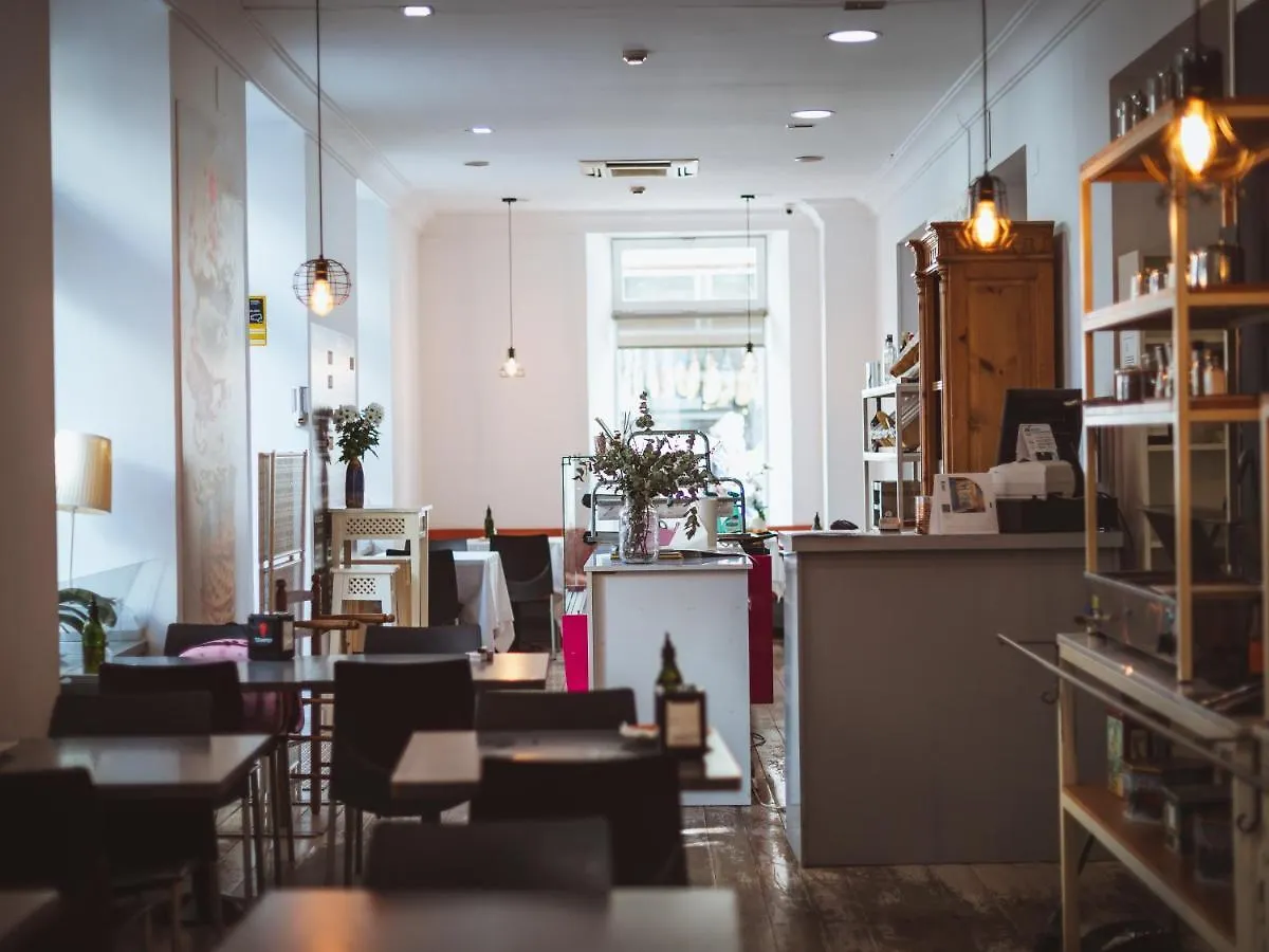 隆达波罗酒店 龙达